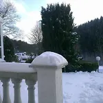 Haus Am Waldrand * Мешеде